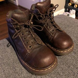 Dr. Martens Vintage 8542 UK 7 / US 9 Brown boots